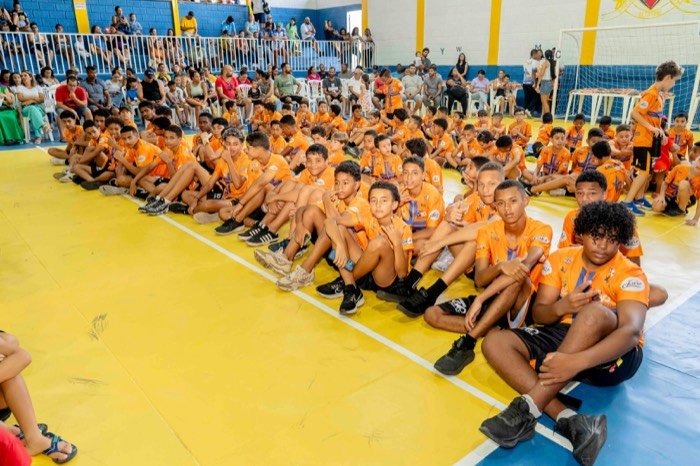 Alunos do Instituto Cruz Azul em evento